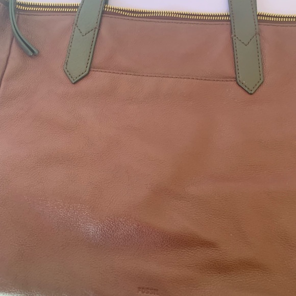 Fossil bag- used like new, no wear out - Picture 2 of 4